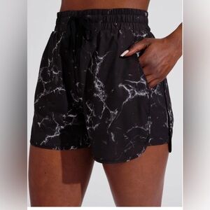NWT Buffbunny Flo Short Black Marble Small